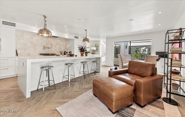 4843 N 72ND Way, Scottsdale, AZ 85251