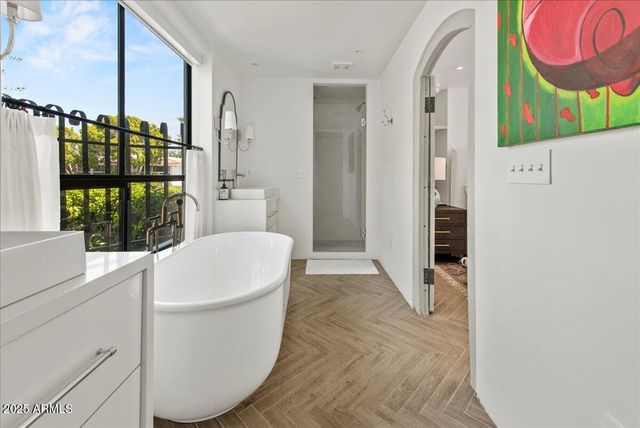 4843 N 72ND Way, Scottsdale, AZ 85251