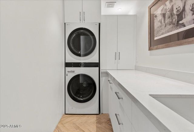 4843 N 72ND Way, Scottsdale, AZ 85251