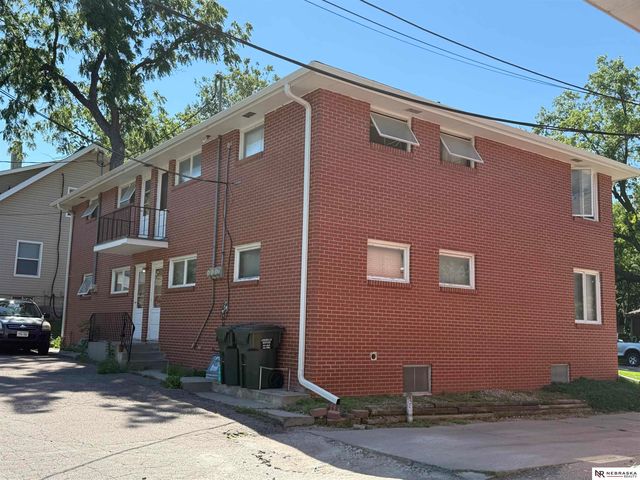 1400 N 59th Street, Lincoln, NE 68505