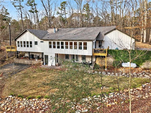 2151 E Maddox Road, Buford, GA 30519