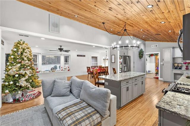 2151 E Maddox Road, Buford, GA 30519