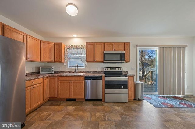 25 JACKSON ST, Frederica, DE 19946