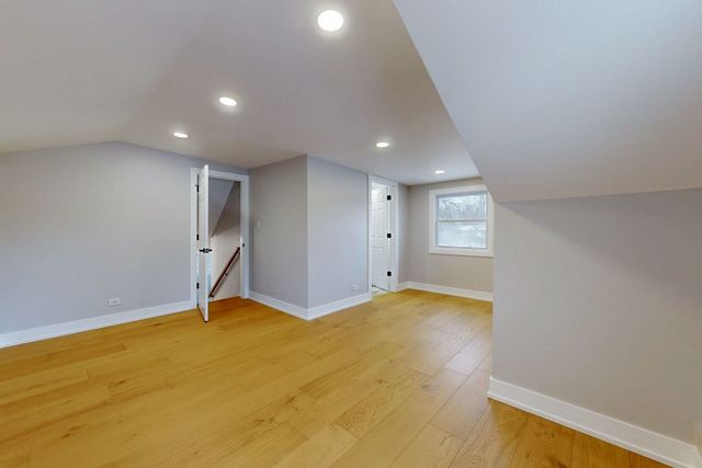 5504 Lyman Avenue, Downers Grove, IL 60516