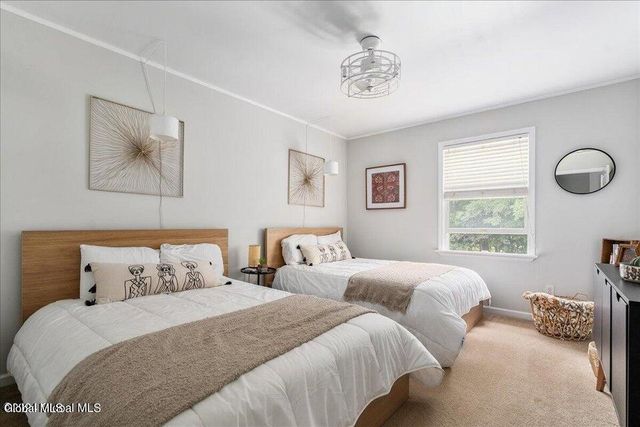 35 Long Creek Drive, Ballston, NY 12027