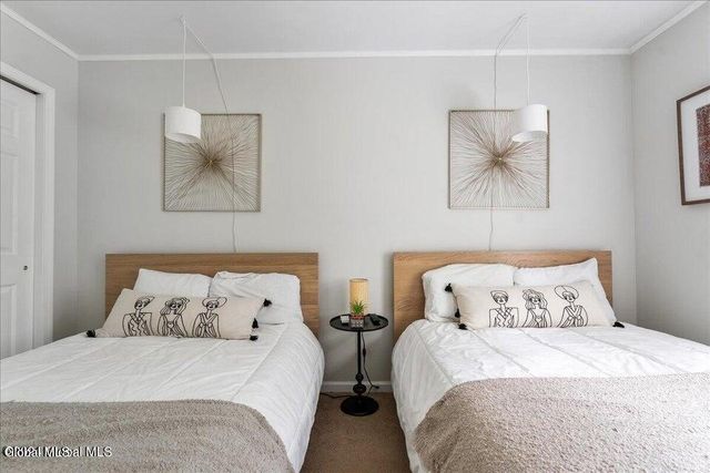 35 Long Creek Drive, Ballston, NY 12027