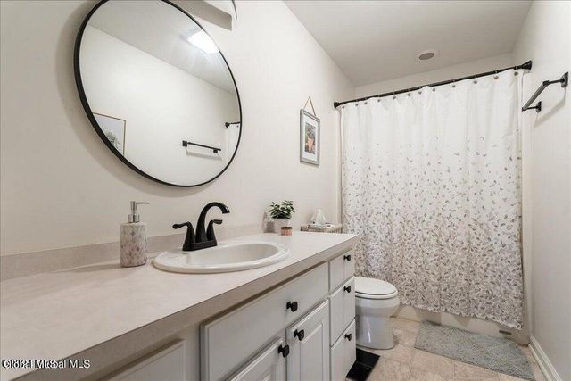 35 Long Creek Drive, Ballston, NY 12027