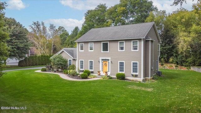 35 Long Creek Drive, Ballston, NY 12027