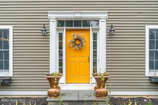 35 Long Creek Drive, Ballston, NY 12027