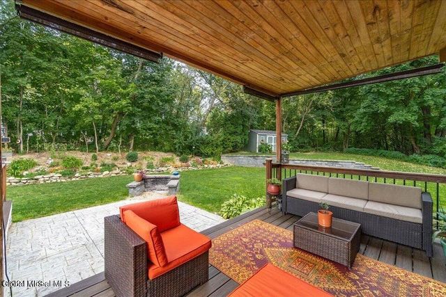 35 Long Creek Drive, Ballston, NY 12027