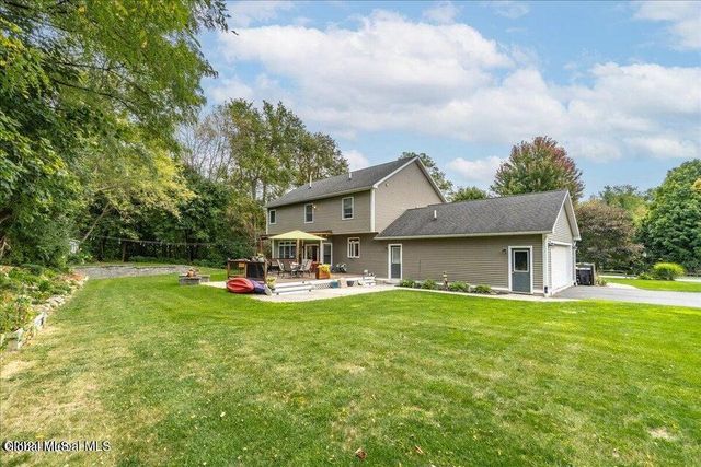 35 Long Creek Drive, Ballston, NY 12027