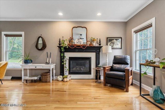 35 Long Creek Drive, Ballston, NY 12027