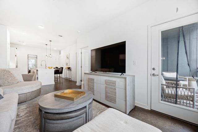 1677 54th Ave N Apt 217, Nashville, TN 37209