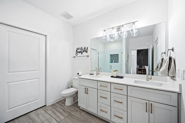 1677 54th Ave N Apt 217, Nashville, TN 37209