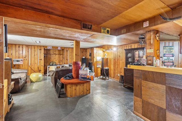 6918 Olcott Avenue, Hammond, IN 46323