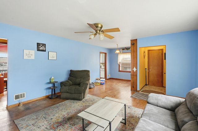 6918 Olcott Avenue, Hammond, IN 46323