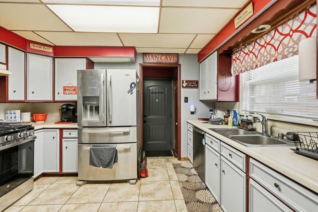 6918 Olcott Avenue, Hammond, IN 46323