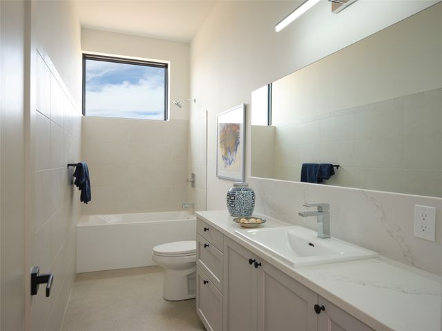 51 Spur Ranch Road, Lamy, NM 87540