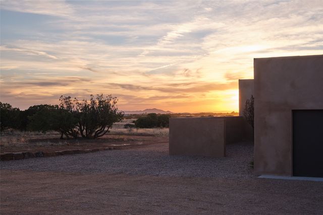 51 Spur Ranch Road, Lamy, NM 87540