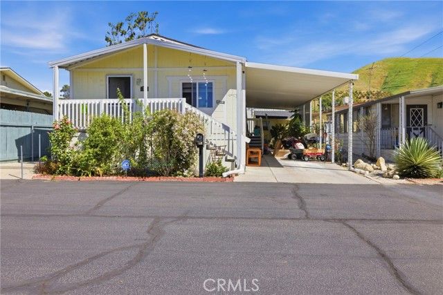 1255 Amethyst 18, Mentone, CA 92359