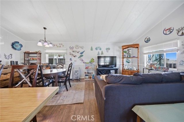 1255 Amethyst 18, Mentone, CA 92359