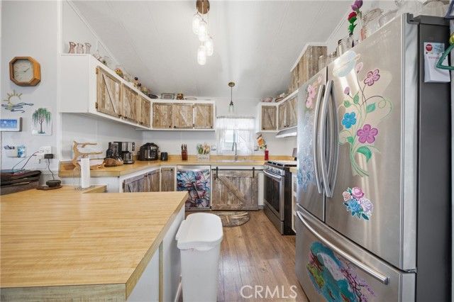 1255 Amethyst 18, Mentone, CA 92359