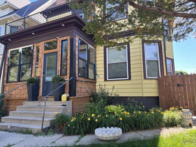1928 N 33rd STREET, Milwaukee, WI 53208