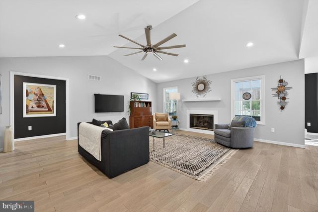 216 WHITEHALL CT, Voorhees, NJ 08043