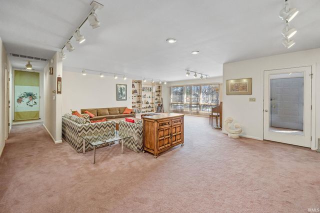 2253 Indian Trail Drive, West Lafayette, IN 47906