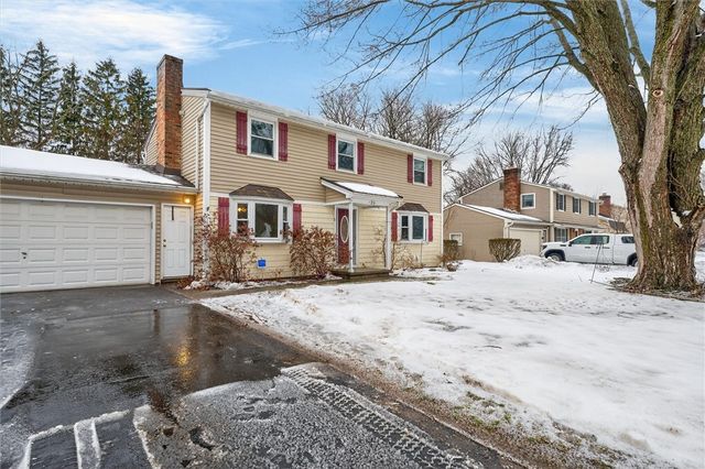 21 Squirrels Heath Road, Perinton, NY 14450