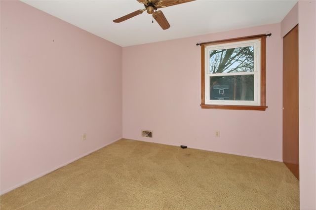 21 Squirrels Heath Road, Perinton, NY 14450