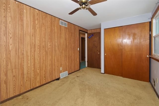 21 Squirrels Heath Road, Perinton, NY 14450