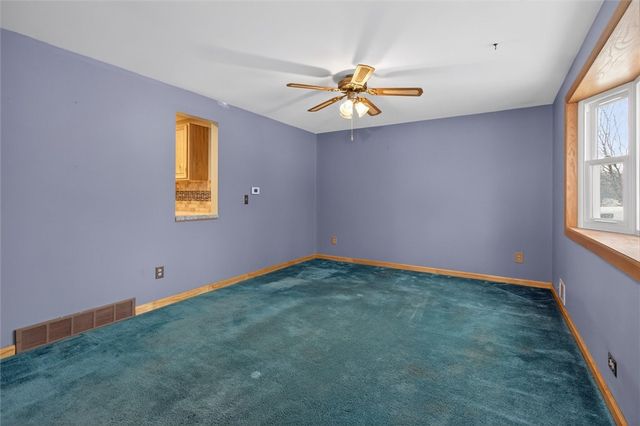 21 Squirrels Heath Road, Perinton, NY 14450