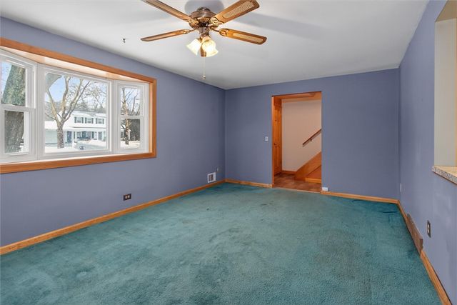 21 Squirrels Heath Road, Perinton, NY 14450