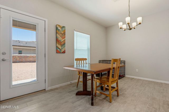 1072 Summer Rain Street, Horizon City, TX 79928