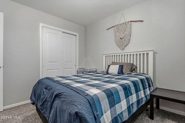 1072 Summer Rain Street, Horizon City, TX 79928