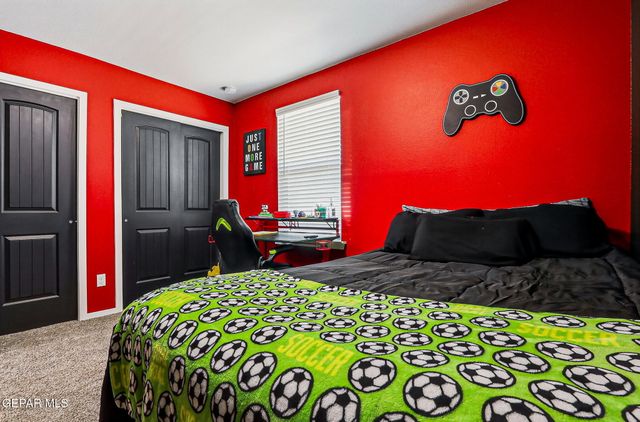 1072 Summer Rain Street, Horizon City, TX 79928