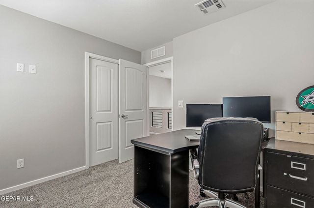 1072 Summer Rain Street, Horizon City, TX 79928