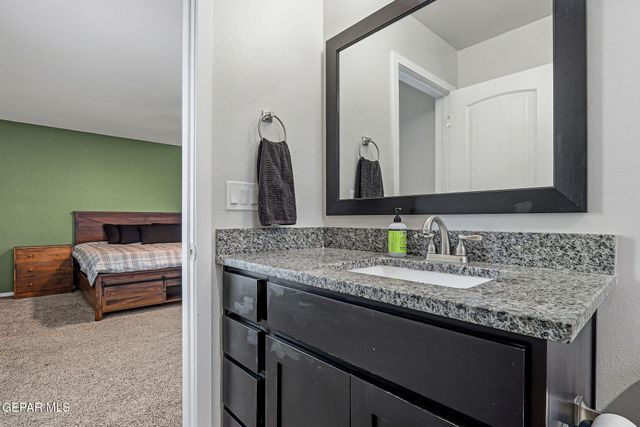 1072 Summer Rain Street, Horizon City, TX 79928