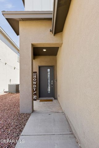 1072 Summer Rain Street, Horizon City, TX 79928