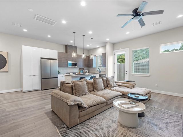 307 Charlock Street, Houston, TX 77022