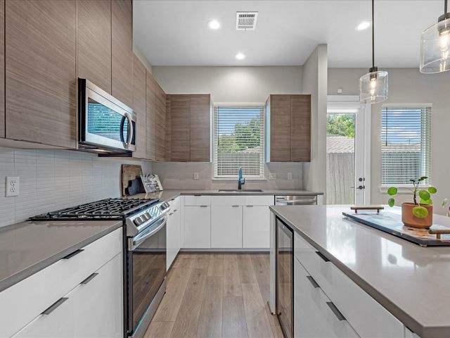 307 Charlock Street, Houston, TX 77022