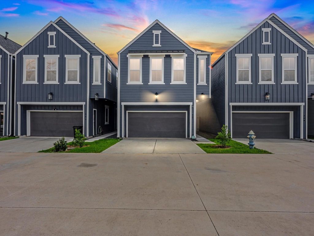 307 Charlock Street, Houston, TX 77022