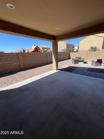 8014 W Atlantis Way, Phoenix, AZ 85043