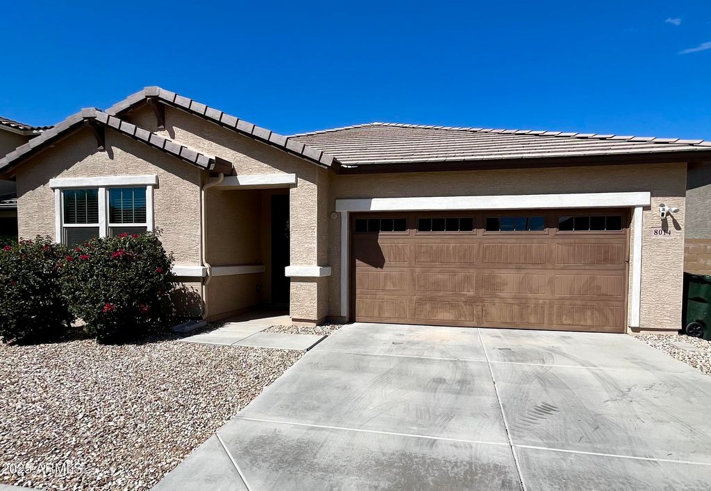 8014 W Atlantis Way, Phoenix, AZ 85043