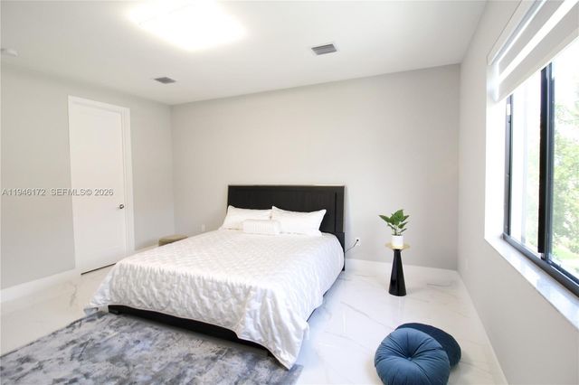 4349 NW 81st Ave, Doral, FL 33166