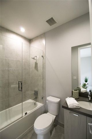 4349 NW 81st Ave, Doral, FL 33166