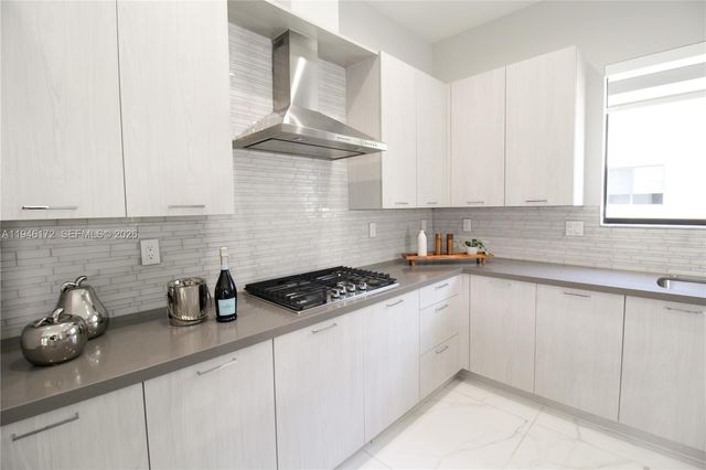 4349 NW 81st Ave, Doral, FL 33166