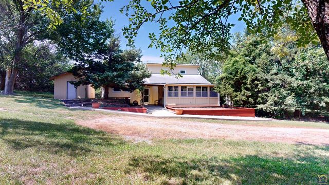 11973 SW 77th St, Auburn, KS 66402