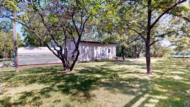 11973 SW 77th St, Auburn, KS 66402